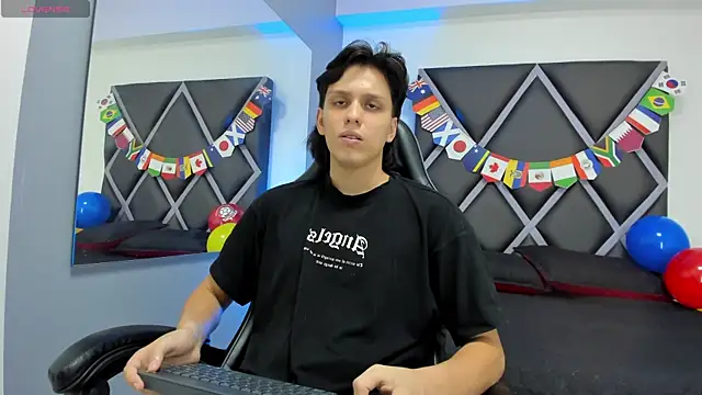Dante-23 – webcam-show