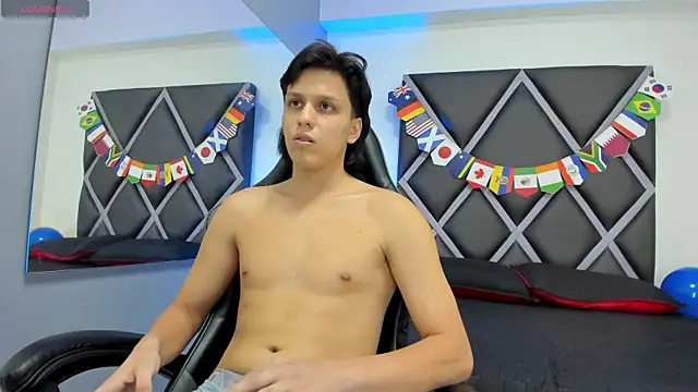 Show de webcam de Dante-23