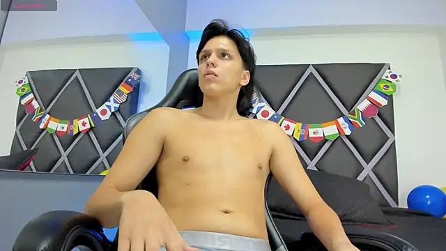 Dante-23 Webcam Show