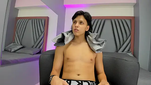 Dante-23 – webcam-show