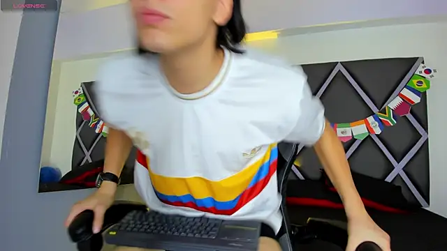 Dante-23 Webcamshow