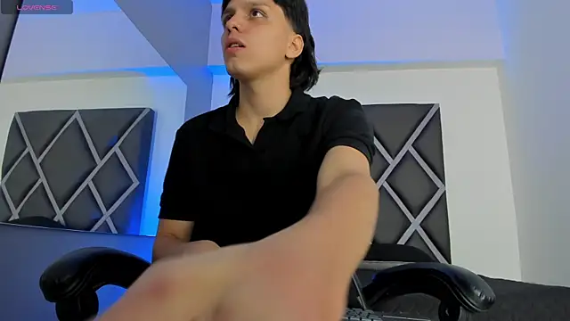 Dante-23 – webcam-show