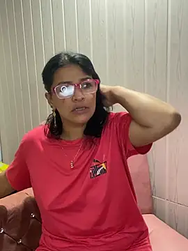 Selin_Sweet9n Webbikameraesitys