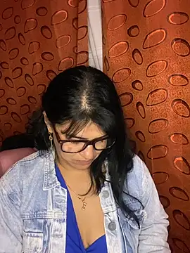 Chat +18 de Selin_Sweet9 ao vivo