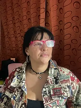 Chatroom XXX en direct de Selin_Sweet9