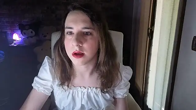 Alice_Tgirl 在線直播表演
