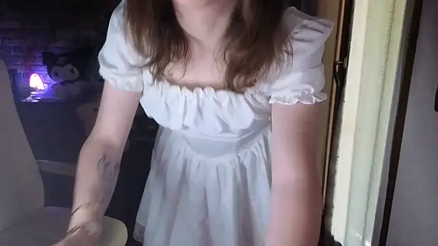 Alice_Tgirln Webbikameraesitys