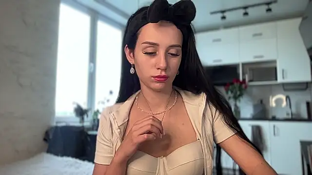 molly_crtr's Live XXX Chat