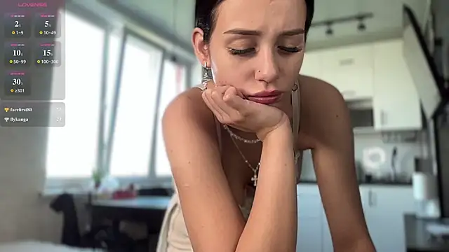molly_crtr 라이브 XXX 채팅