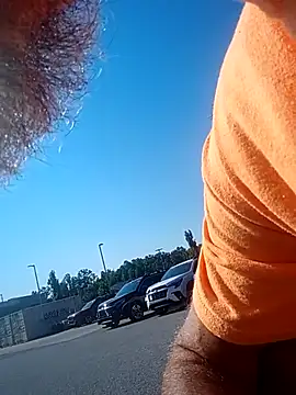 longerFellow Show in webcam