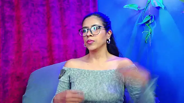 Show modela Venus-Urano na web-kameri