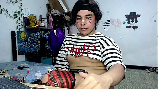 Tiff_-Styles' Webcam Show