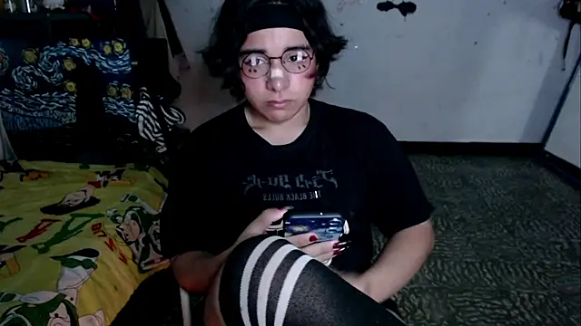 Cutie_Sam's Webcam Show