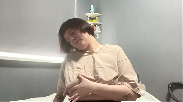 LiyaStile élő XXX-chatje
