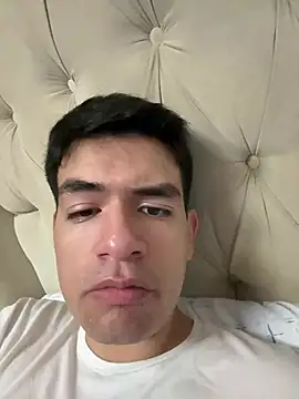 FernanHot69's Webcam Show