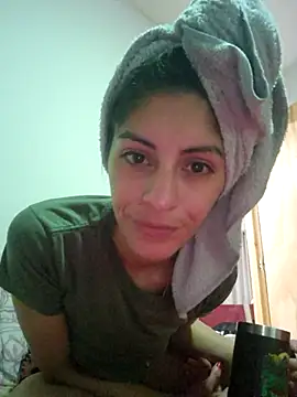 Fuegolatino-69 Webcam Show