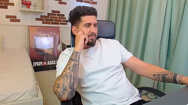 LoganStroud Webcam show