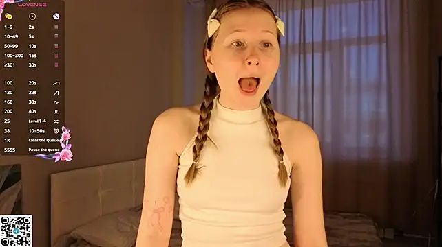 LiliTiny Adlı Modelin Canlı XXX Sohbeti