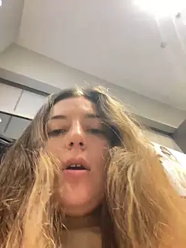 kate_nicepops333221 webcam show