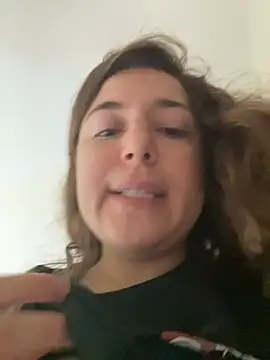 kate_nicepops333221's Webcam Show