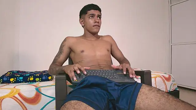 k_florez Show Webcam