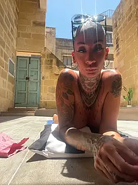 inked_up_jade Webcam-Show