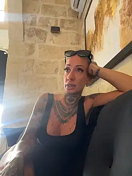 inked_up_jade webcam show
