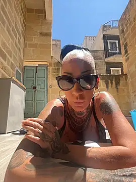 inked_up_jade's Webcam Show
