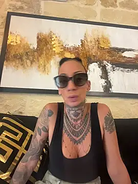 Show Webcam de inked_up_jade