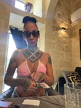 inked_up_jade Webcamshow