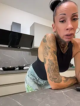 inked_up_jade Webcam-Show