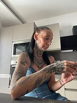inked_up_jade Webcamshow