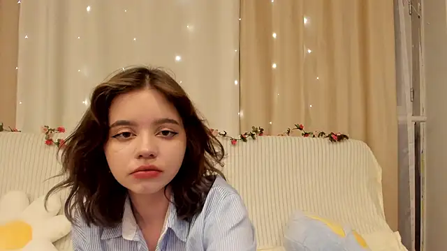 צ'אט XXX בשידור חי של miko_honey