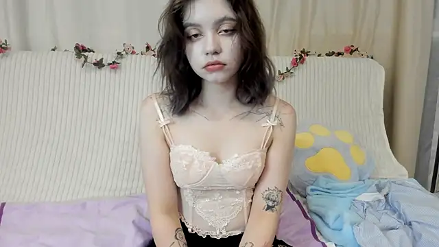 miko_honey Chat XXX in diretta