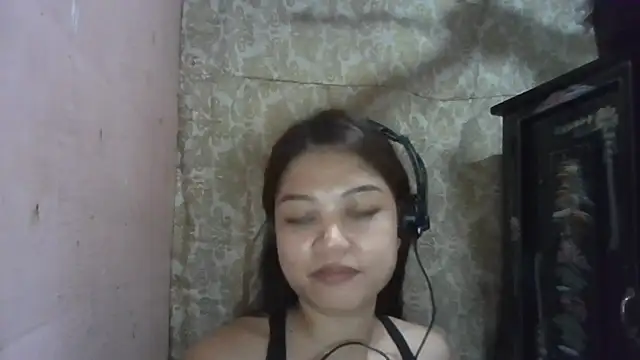 MicheleSigmond Pertunjukan Webcam