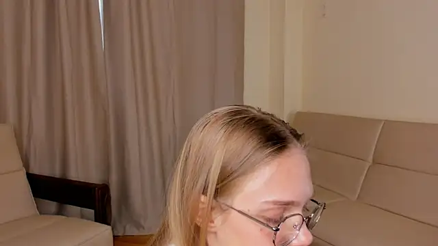 Czat XXX na żywo – FemMantis