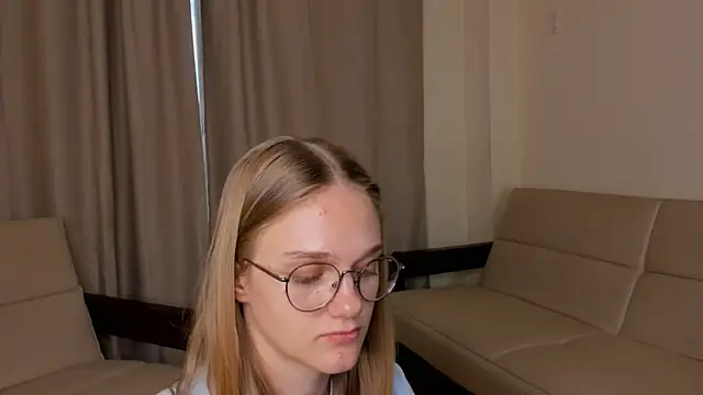 FemMantisn Webbikameraesitys