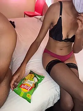SexySins_69: διαδικτυακό σόου στην κάμερα