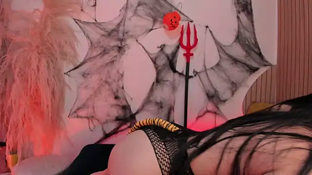 EliseBell XXX чат на живо