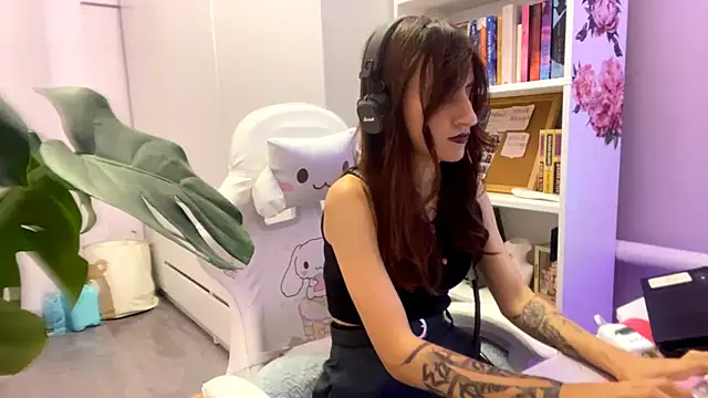 Show Webcam de Monica_Cutersseys
