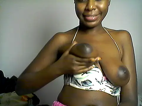 Sexy-alma210's Webcam Show