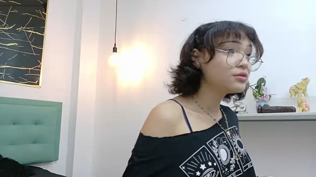 Nix_Siren Adlı Modelin Canlı XXX Sohbeti