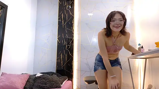 Chat +18 de Nix_Siren ao vivo