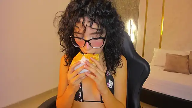 agatha_swam 라이브 XXX 채팅