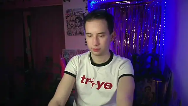 Moon_boyy webcam show