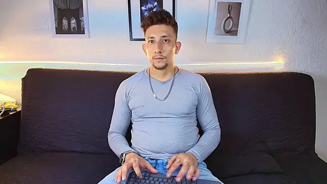 Sr_Maykoln Webbikameraesitys