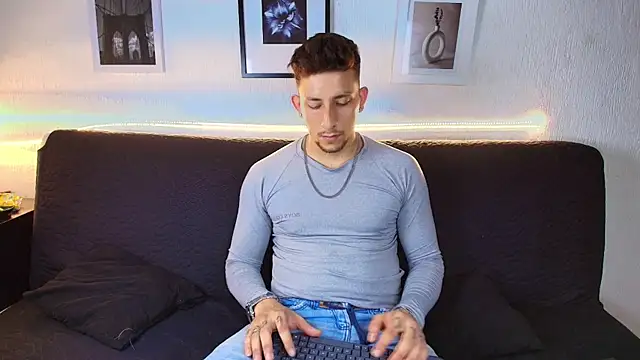 Sr_Maykol webcam show