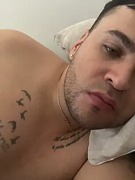 fuegolatinorojas – webcam-show