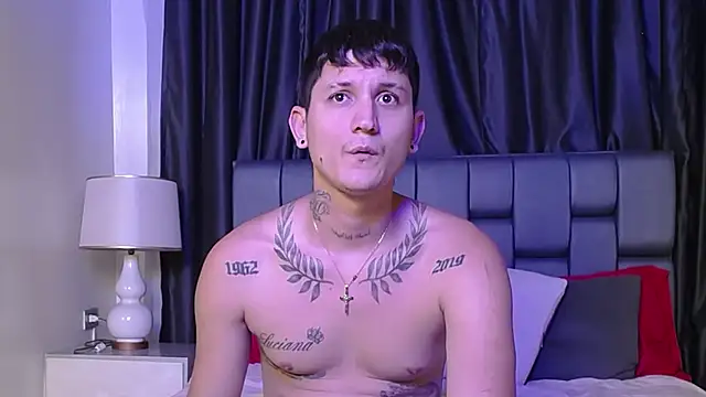 Isha_and_Aarav's Webcam Show