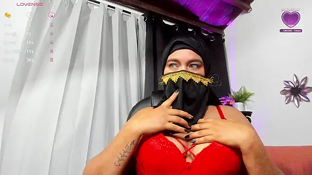 XXX chat uživo modela Nermin_aziz